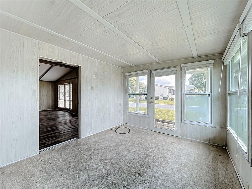 For Sale: $139,000 (2 beds, 2 baths, 1248 Square Feet)