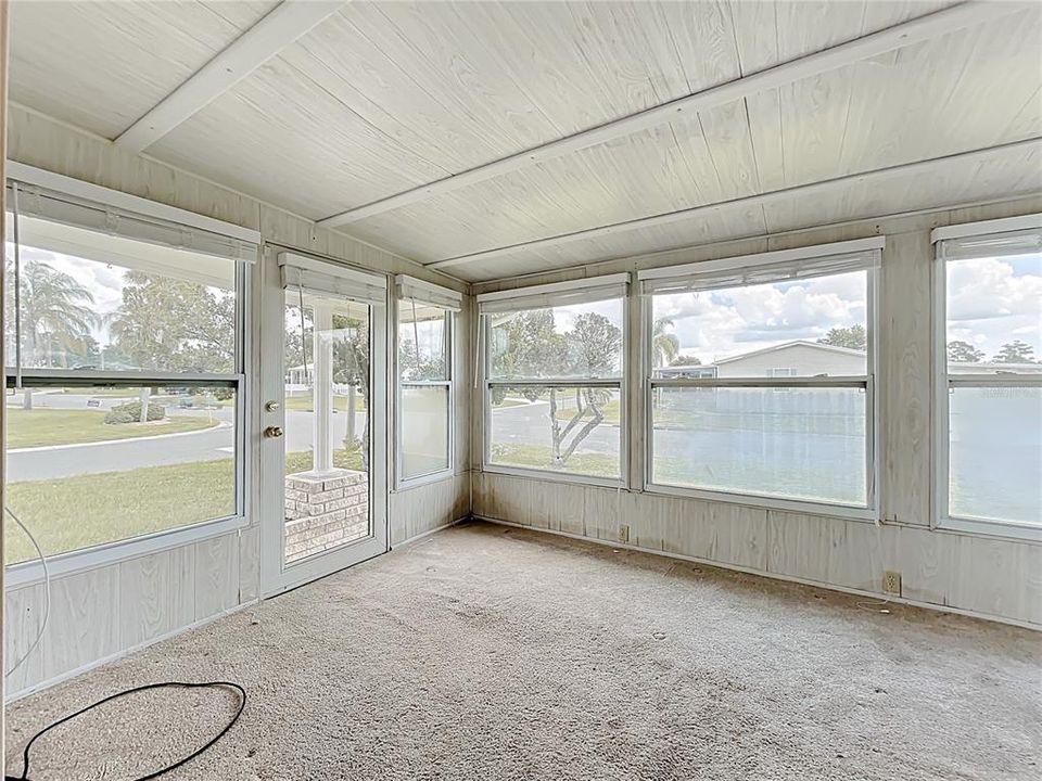 For Sale: $139,000 (2 beds, 2 baths, 1248 Square Feet)