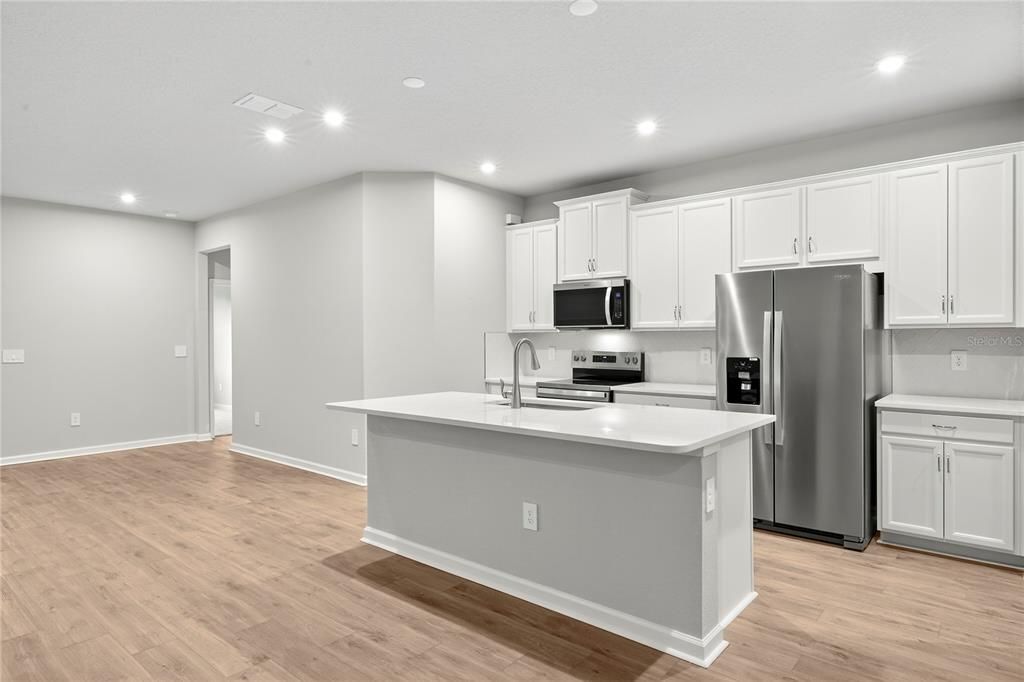 待售: $449,975 (4 贝兹, 3 浴室, 2586 平方英尺)