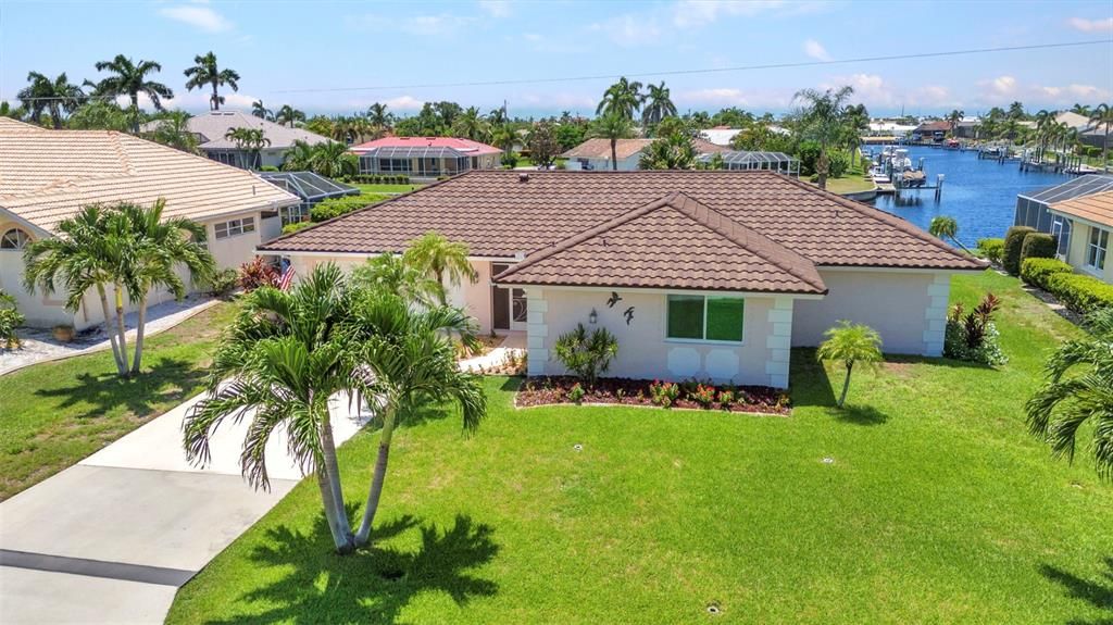 For Sale: $539,000 (3 beds, 3 baths, 1994 Square Feet)