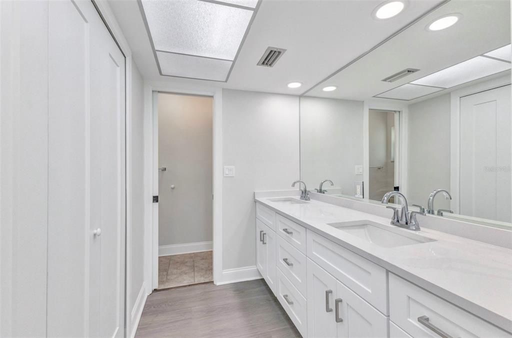 For Sale: $539,000 (3 beds, 3 baths, 1994 Square Feet)