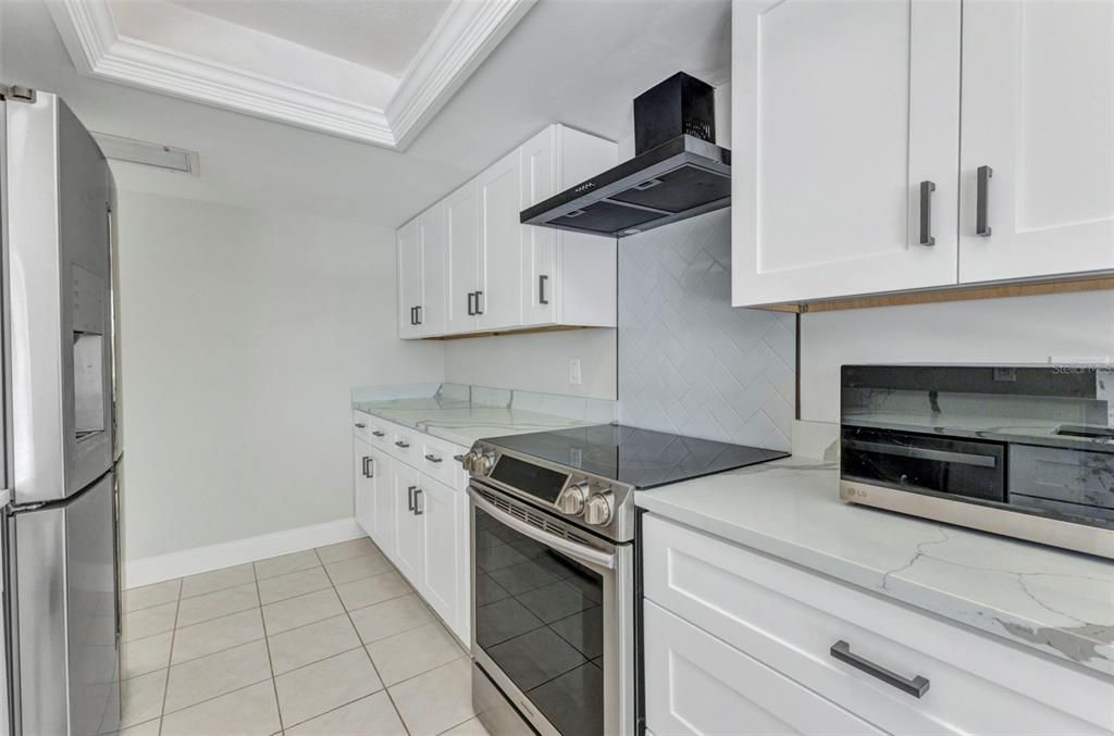 For Sale: $539,000 (3 beds, 3 baths, 1994 Square Feet)