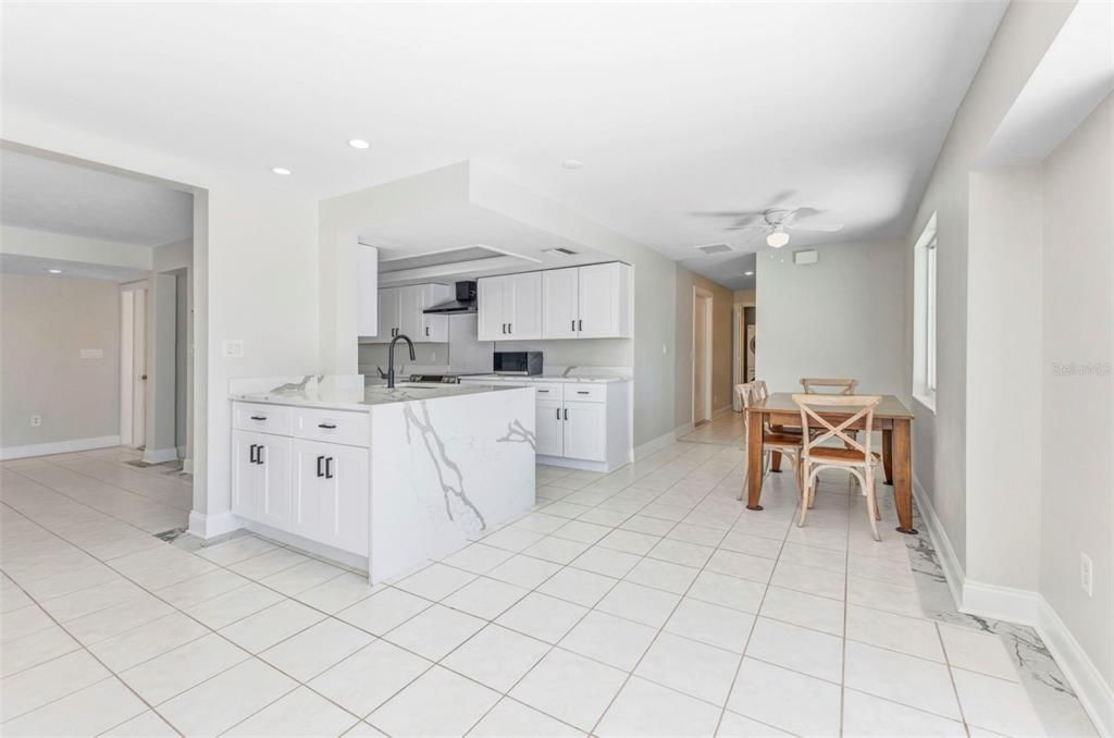 For Sale: $539,000 (3 beds, 3 baths, 1994 Square Feet)