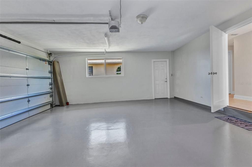 For Sale: $539,000 (3 beds, 3 baths, 1994 Square Feet)