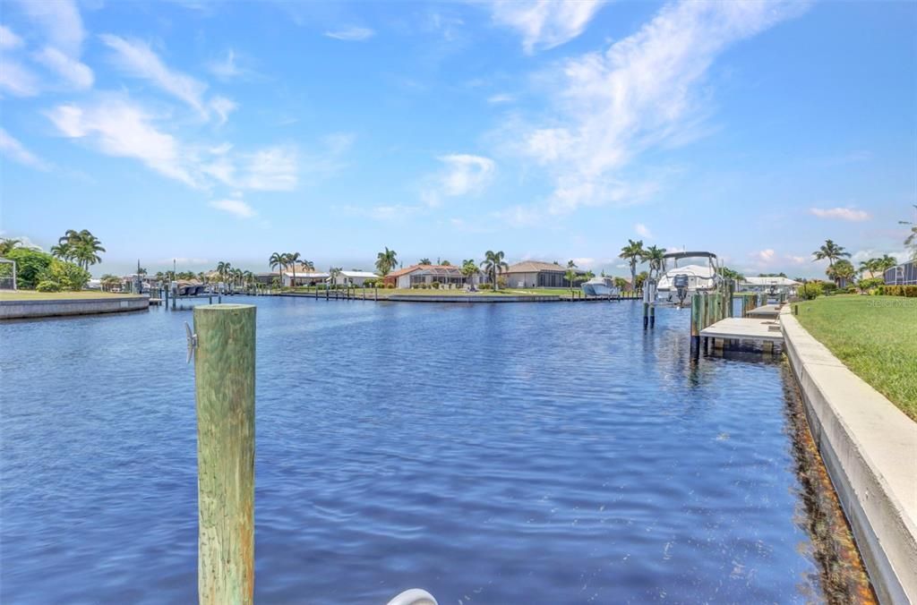 For Sale: $539,000 (3 beds, 3 baths, 1994 Square Feet)