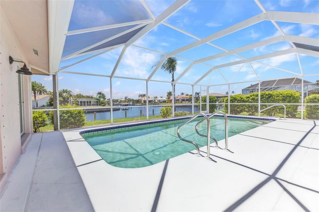 For Sale: $539,000 (3 beds, 3 baths, 1994 Square Feet)