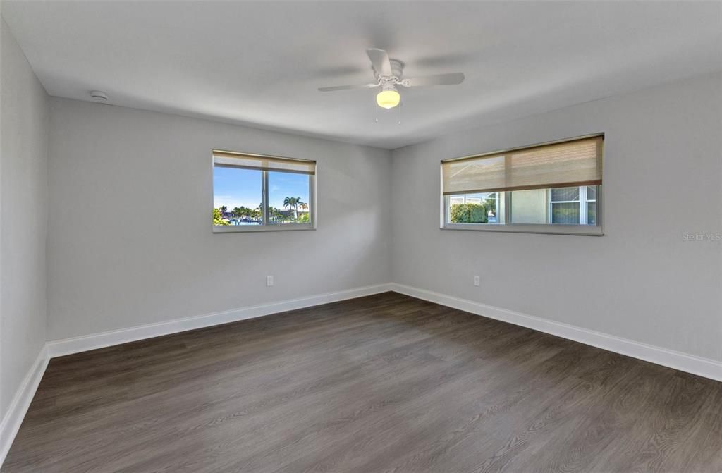 For Sale: $539,000 (3 beds, 3 baths, 1994 Square Feet)