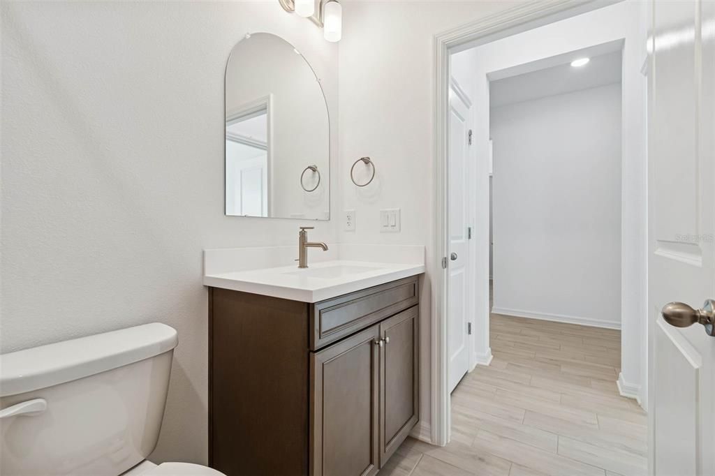 For Sale: $324,500 (2 beds, 2 baths, 1698 Square Feet)