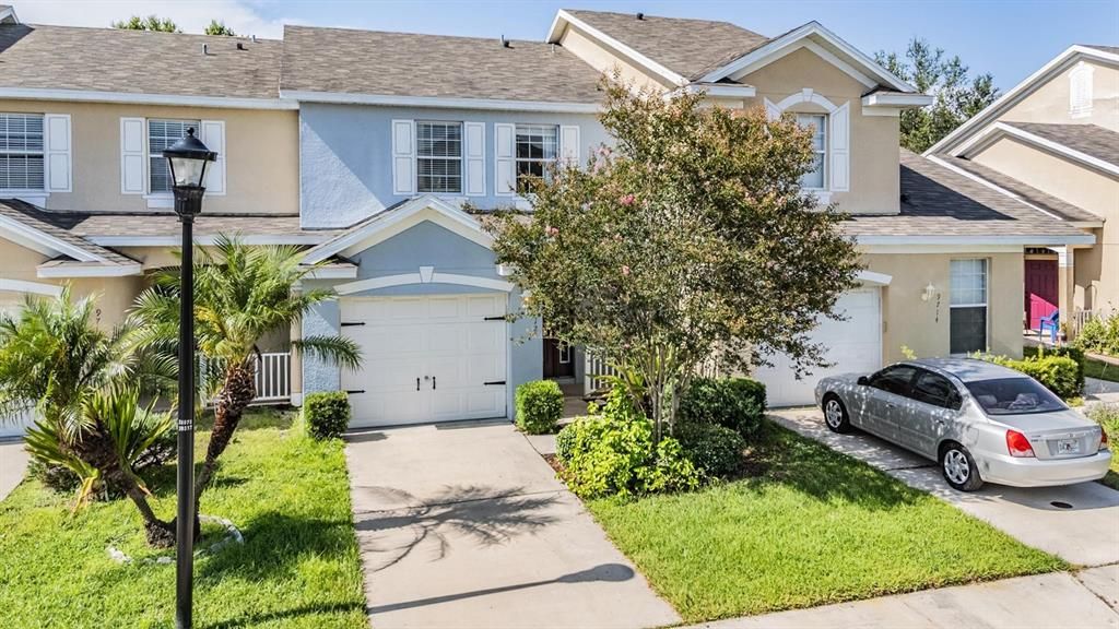 合同活跃: $274,900 (3 贝兹, 2 浴室, 1578 平方英尺)