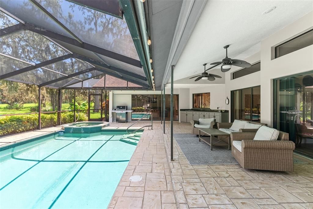 待售: $614,999 (4 贝兹, 3 浴室, 2618 平方英尺)