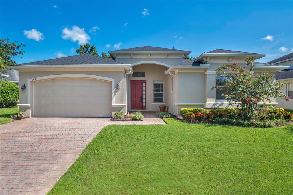 最近售出: $450,000 (3 贝兹, 2 浴室, 2016 平方英尺)