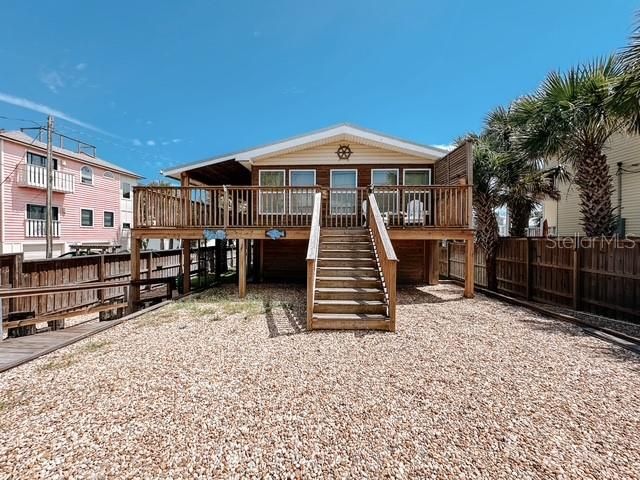 Vendido Recientemente: $799,000 (3 camas, 2 baños, 1440 Pies cuadrados)