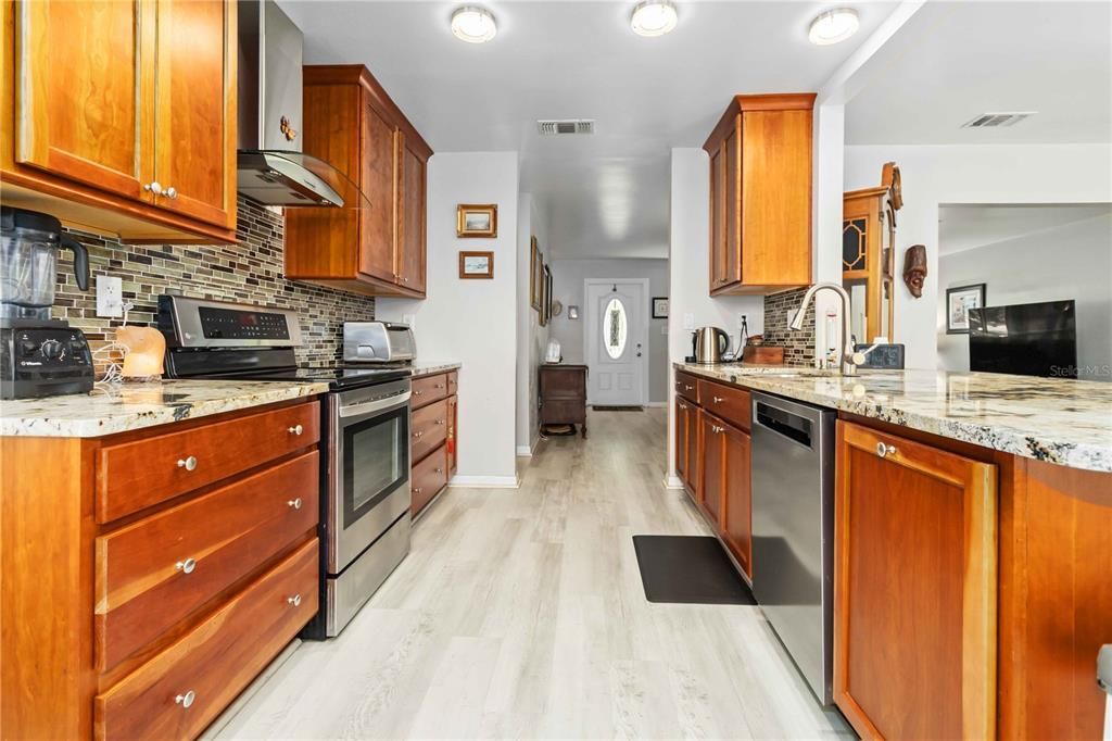 For Sale: $450,000 (3 beds, 2 baths, 2175 Square Feet)