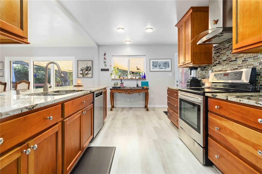 For Sale: $450,000 (3 beds, 2 baths, 2175 Square Feet)