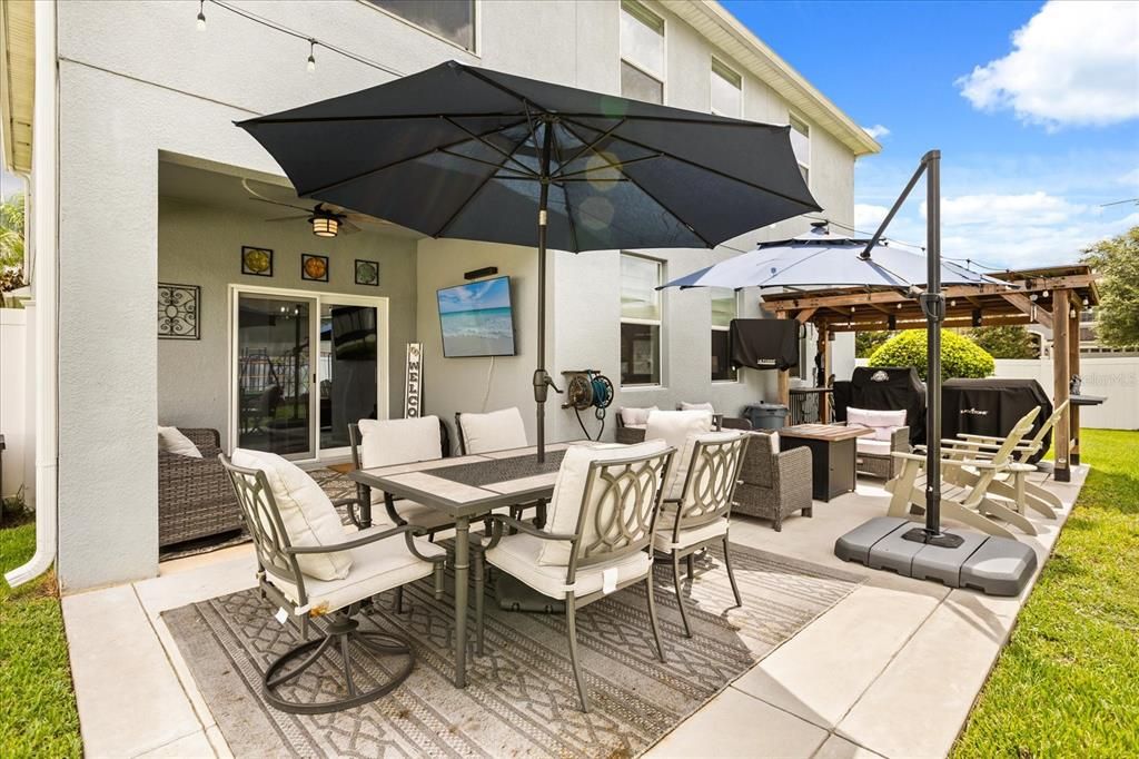 Active With Contract: $589,990 (5 beds, 3 baths, 3210 Square Feet)