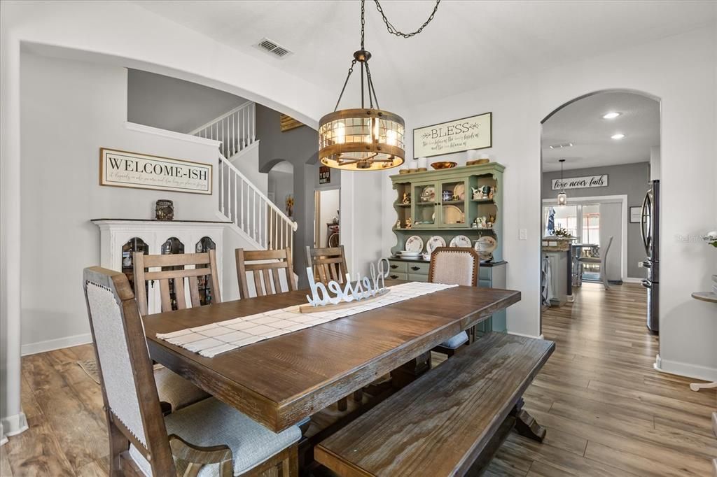 Active With Contract: $589,990 (5 beds, 3 baths, 3210 Square Feet)