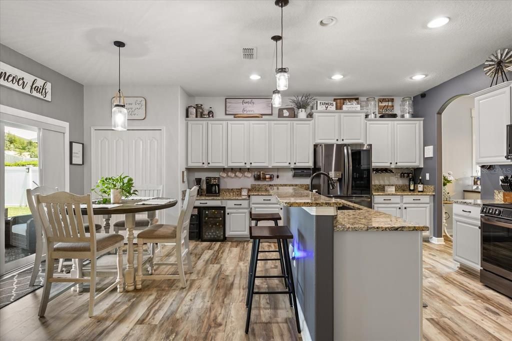 Active With Contract: $589,990 (5 beds, 3 baths, 3210 Square Feet)