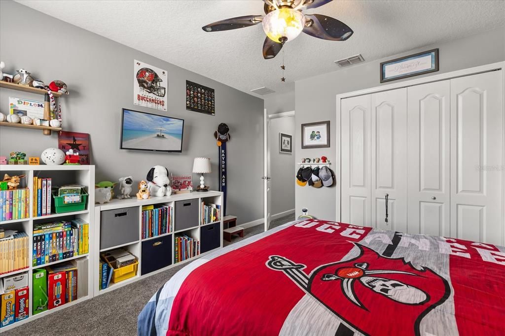 Active With Contract: $589,990 (5 beds, 3 baths, 3210 Square Feet)