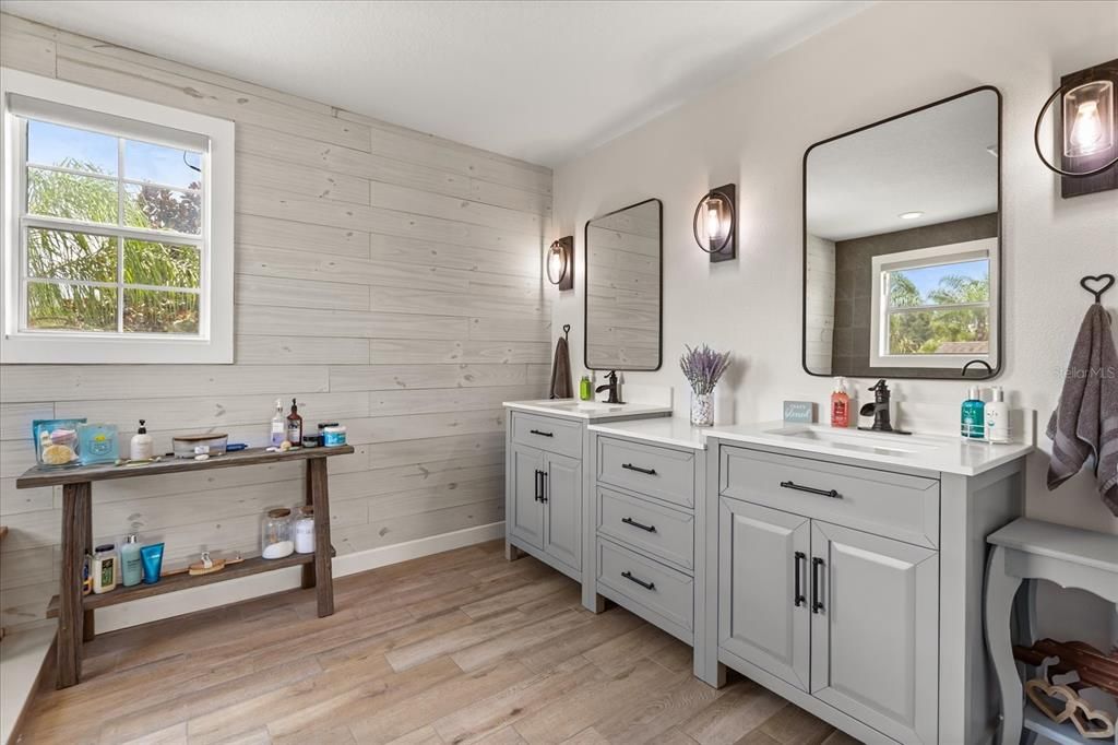 Active With Contract: $589,990 (5 beds, 3 baths, 3210 Square Feet)