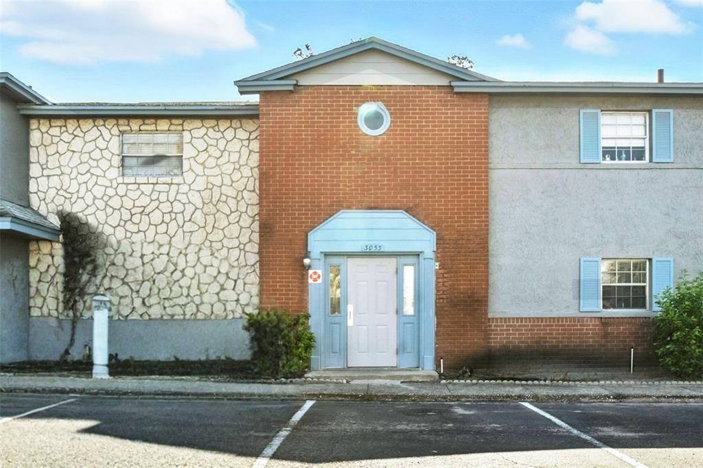 Recently Sold: $85,000 (2 beds, 2 baths, 1030 Square Feet)