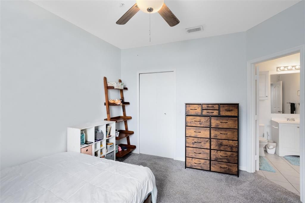 For Sale: $219,900 (3 beds, 2 baths, 1243 Square Feet)