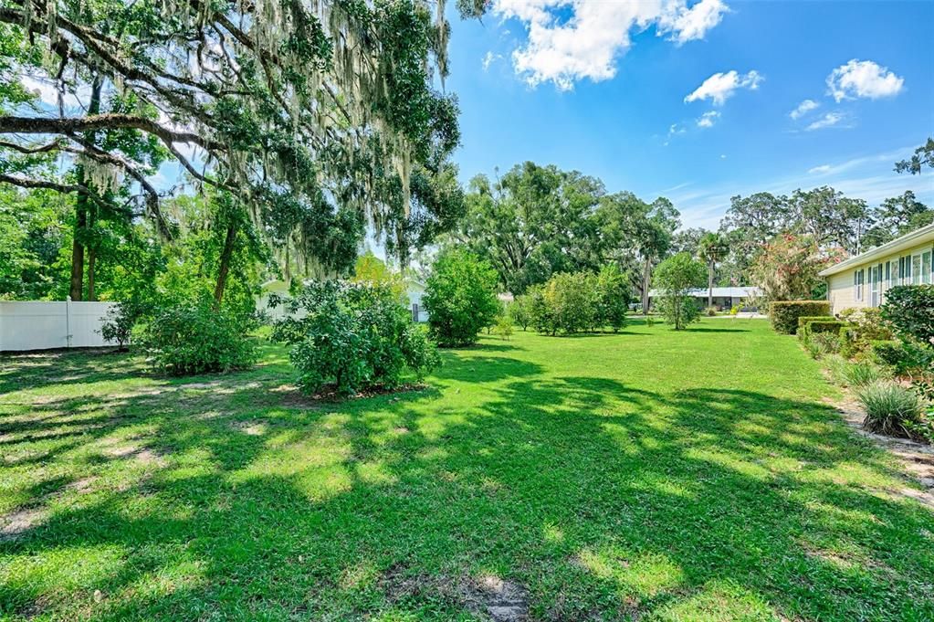 待售: $365,000 (3 贝兹, 2 浴室, 2643 平方英尺)