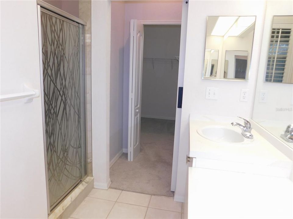 合同活跃: $2,600 (3 贝兹, 2 浴室, 2098 平方英尺)