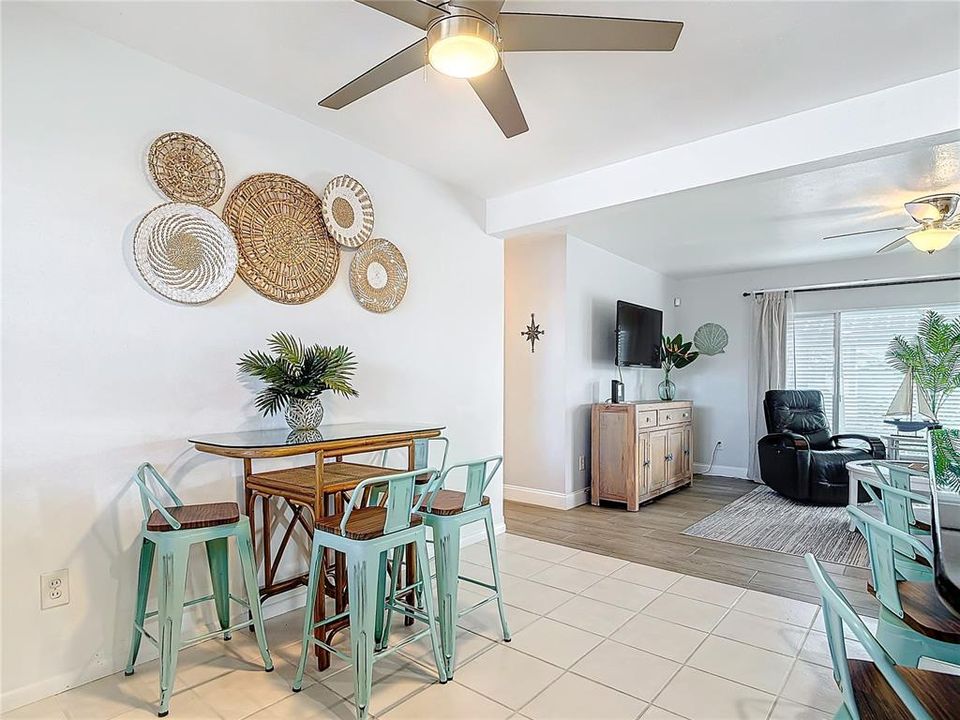 For Sale: $680,000 (3 beds, 3 baths, 1188 Square Feet)