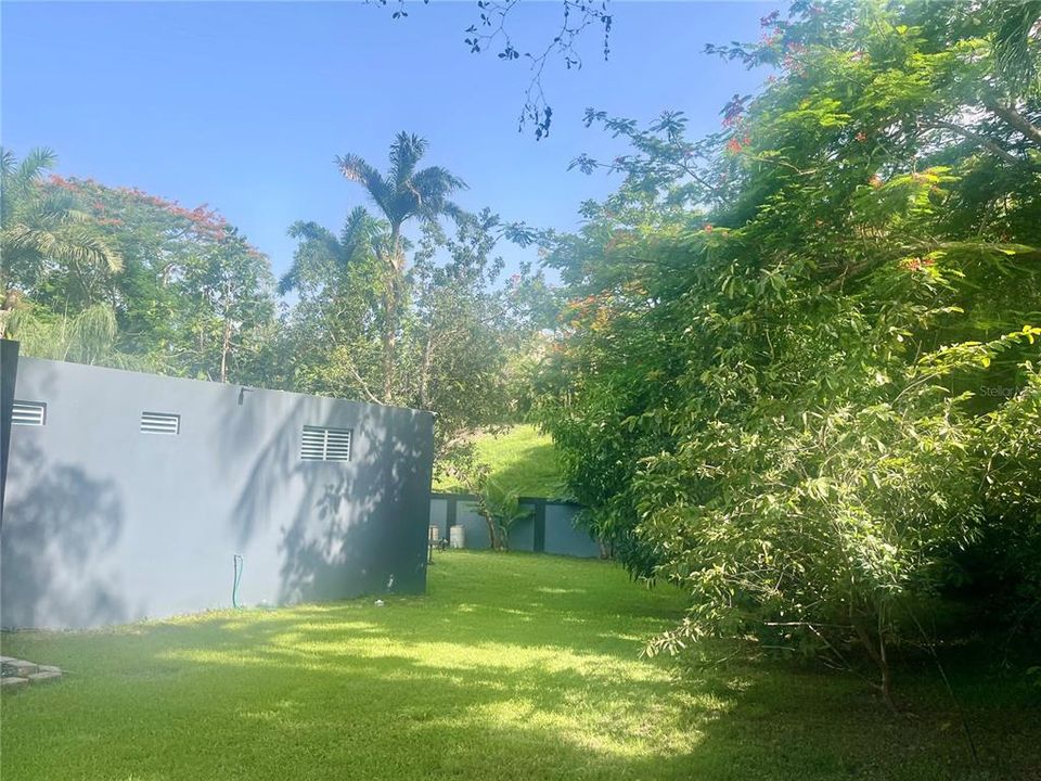 En Venta: $750,000 (4 camas, 3 baños, 3131 Pies cuadrados)