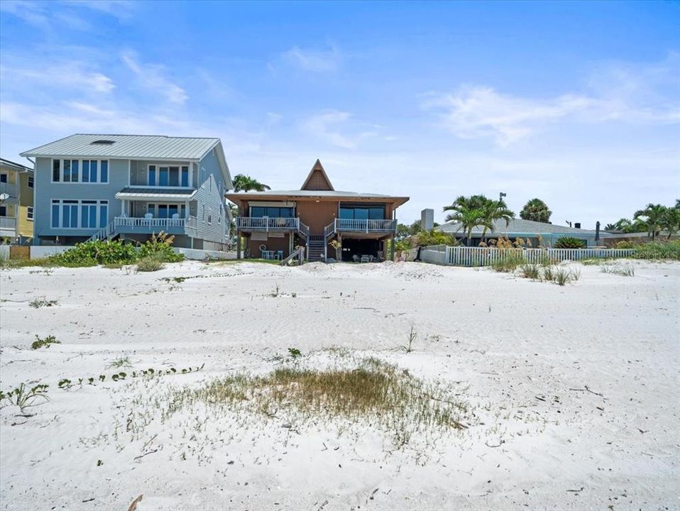 待售: $4,800,000 (0.23 acres)