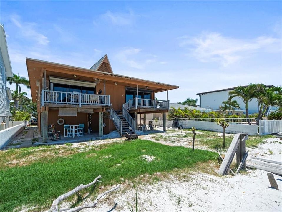 待售: $4,800,000 (0.23 acres)