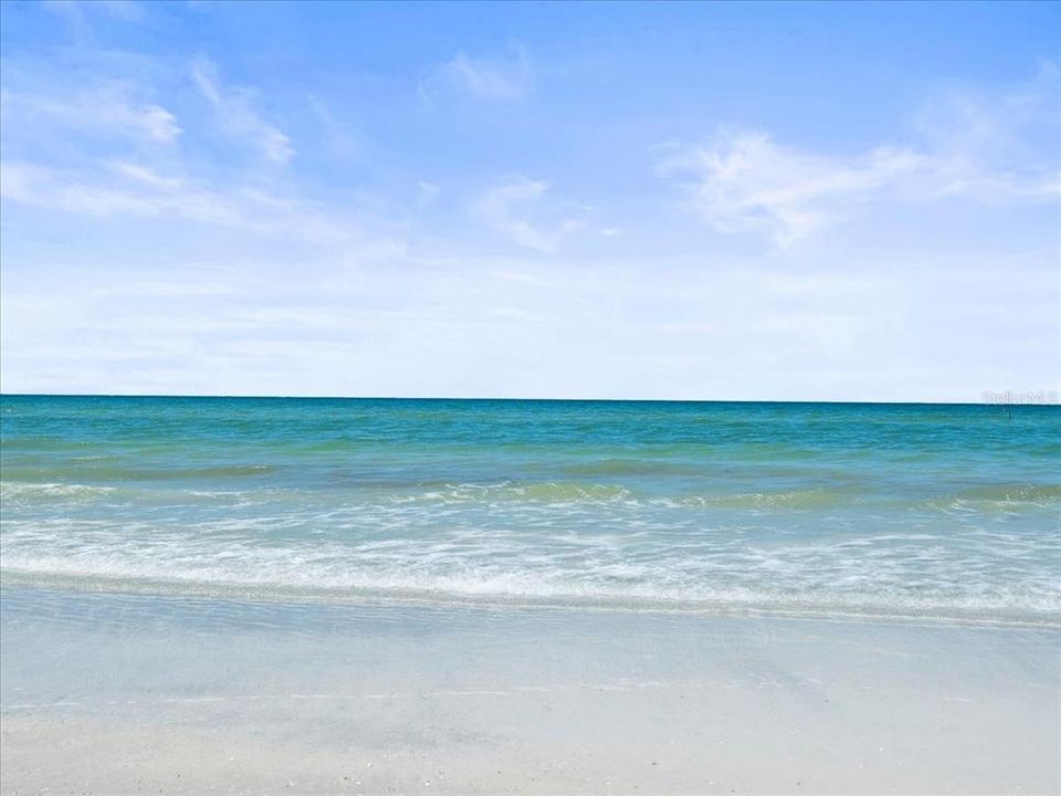 待售: $4,800,000 (0.23 acres)