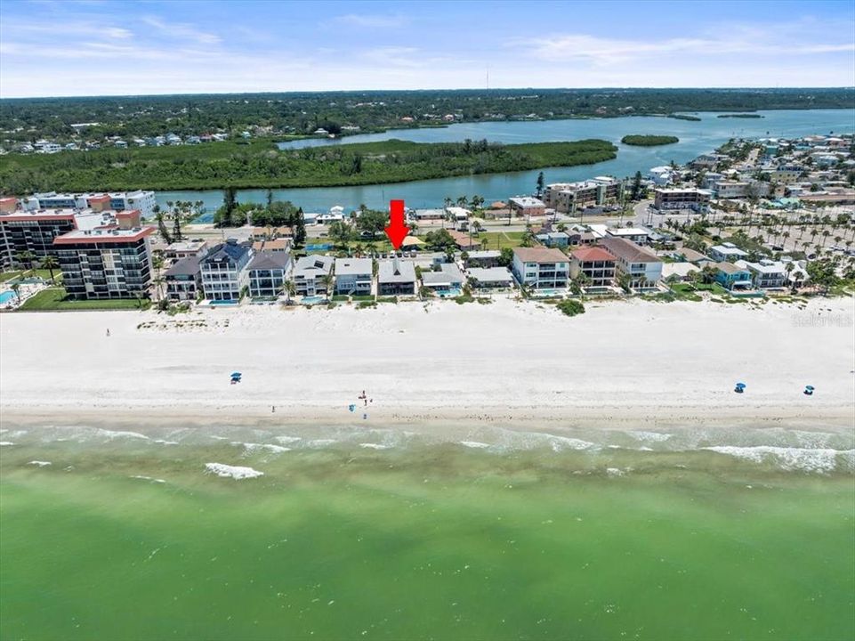 待售: $4,800,000 (0.23 acres)