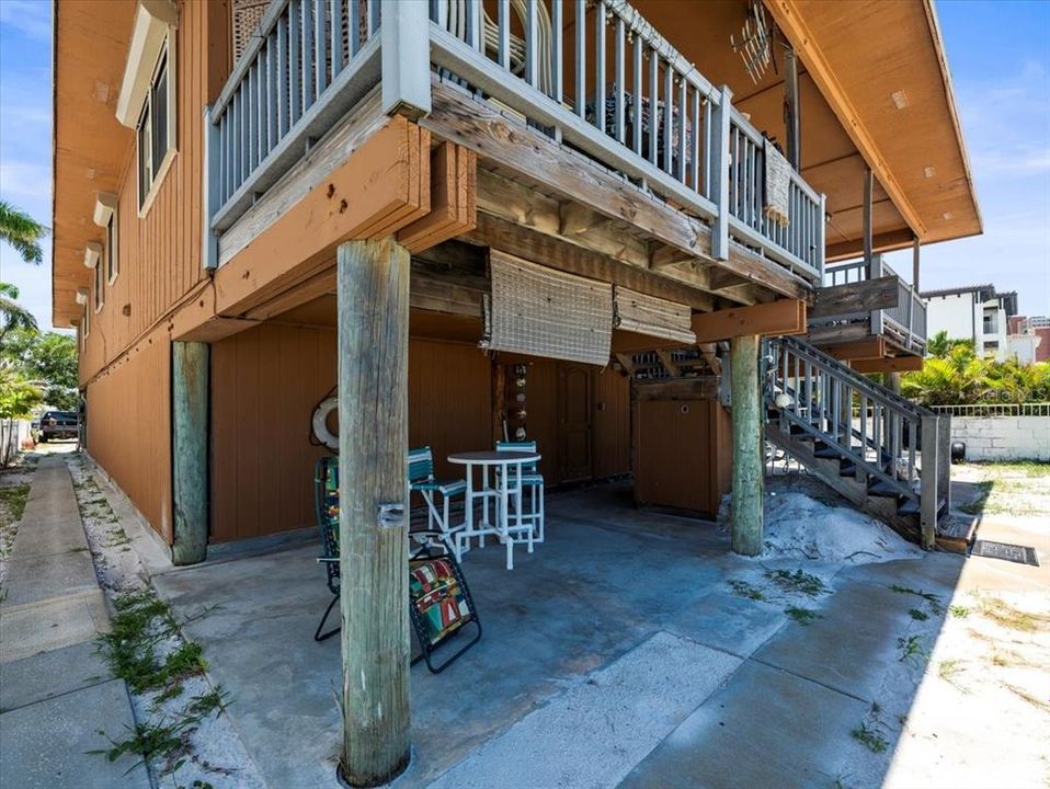 待售: $4,800,000 (0.23 acres)