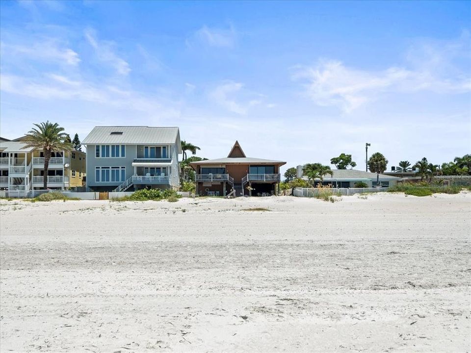 待售: $4,800,000 (0.23 acres)