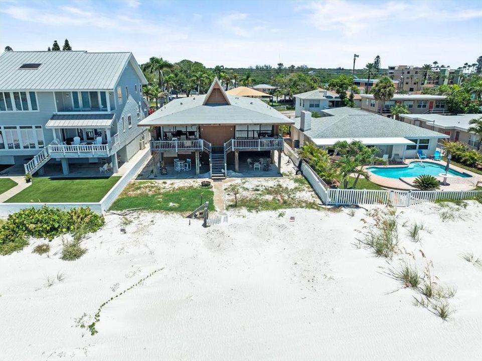 待售: $4,800,000 (0.23 acres)