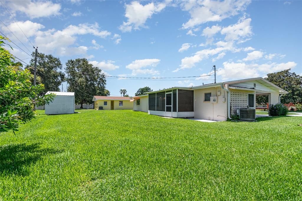 For Sale: $227,500 (2 beds, 1 baths, 1175 Square Feet)