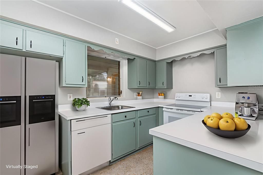 For Sale: $227,500 (2 beds, 1 baths, 1175 Square Feet)