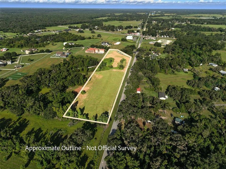 En Venta: $220,000 (6.19 acres)