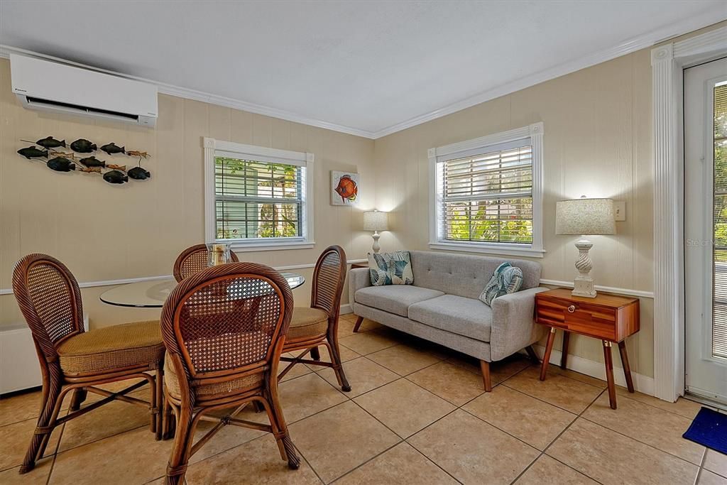 待售: $3,600,000 (20 贝兹, 16 浴室, 13835 平方英尺)