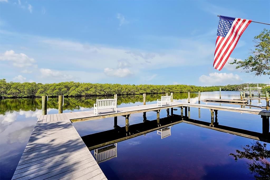 待售: $3,600,000 (20 贝兹, 16 浴室, 13835 平方英尺)