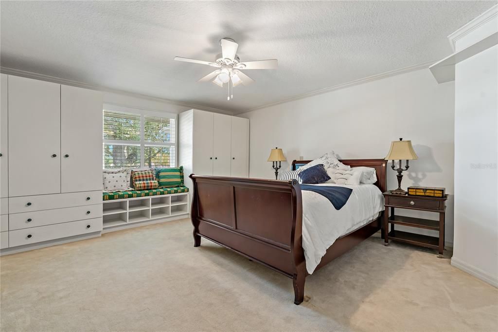 For Sale: $1,699,999 (4 beds, 3 baths, 4873 Square Feet)