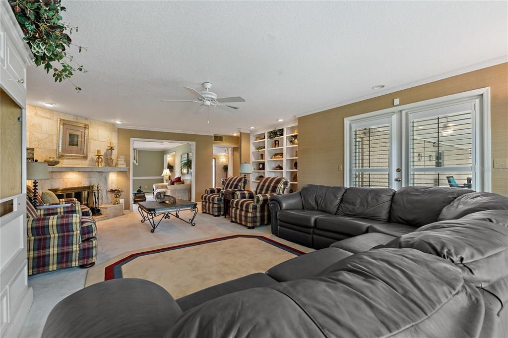 For Sale: $1,699,999 (4 beds, 3 baths, 4873 Square Feet)