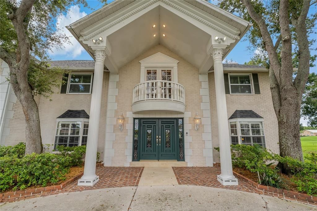 For Sale: $1,699,999 (4 beds, 3 baths, 4873 Square Feet)