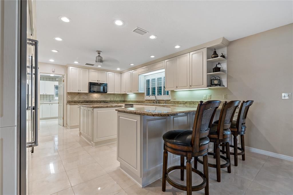 For Sale: $1,699,999 (4 beds, 3 baths, 4873 Square Feet)