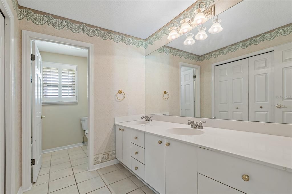 For Sale: $1,699,999 (4 beds, 3 baths, 4873 Square Feet)