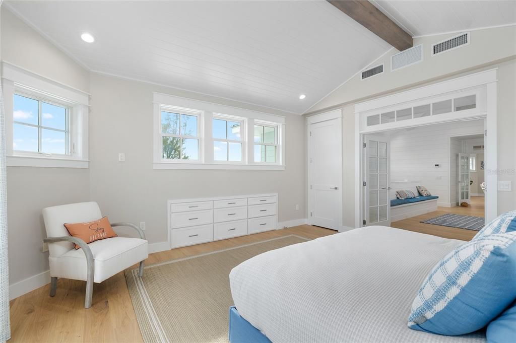 待售: $7,250,000 (4 贝兹, 3 浴室, 3310 平方英尺)