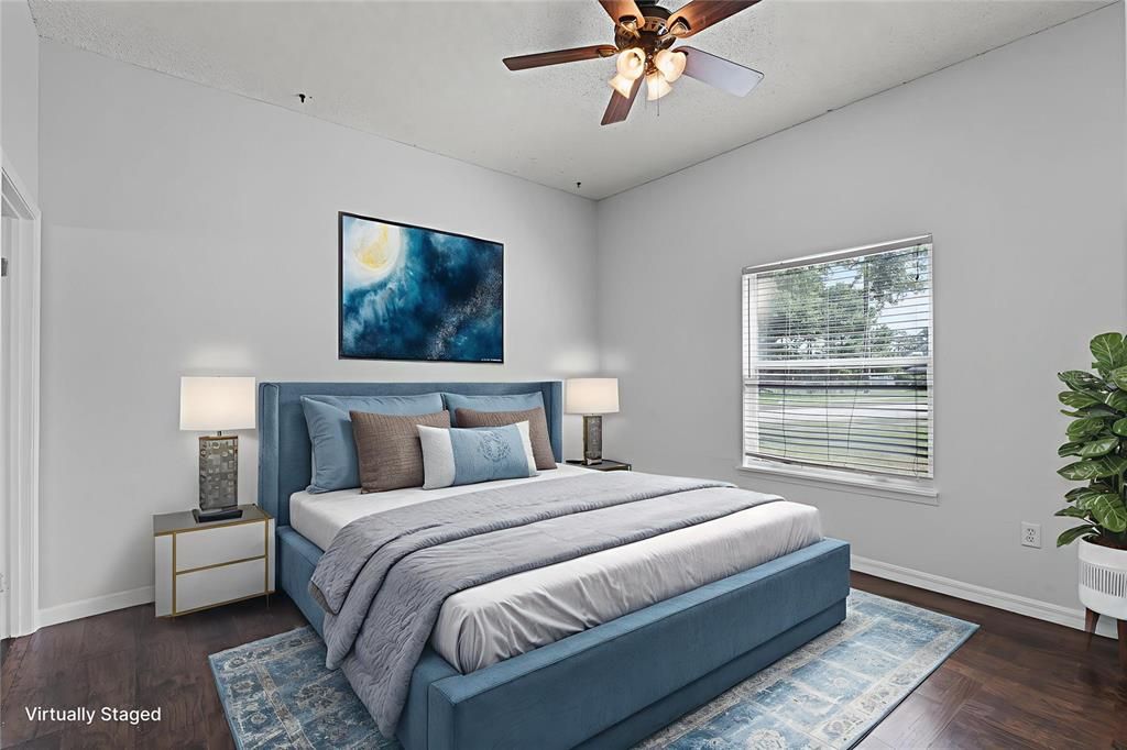 Под контрактом: $235,000 (2 спален, 2 ванн, 1098 Квадратных фут)