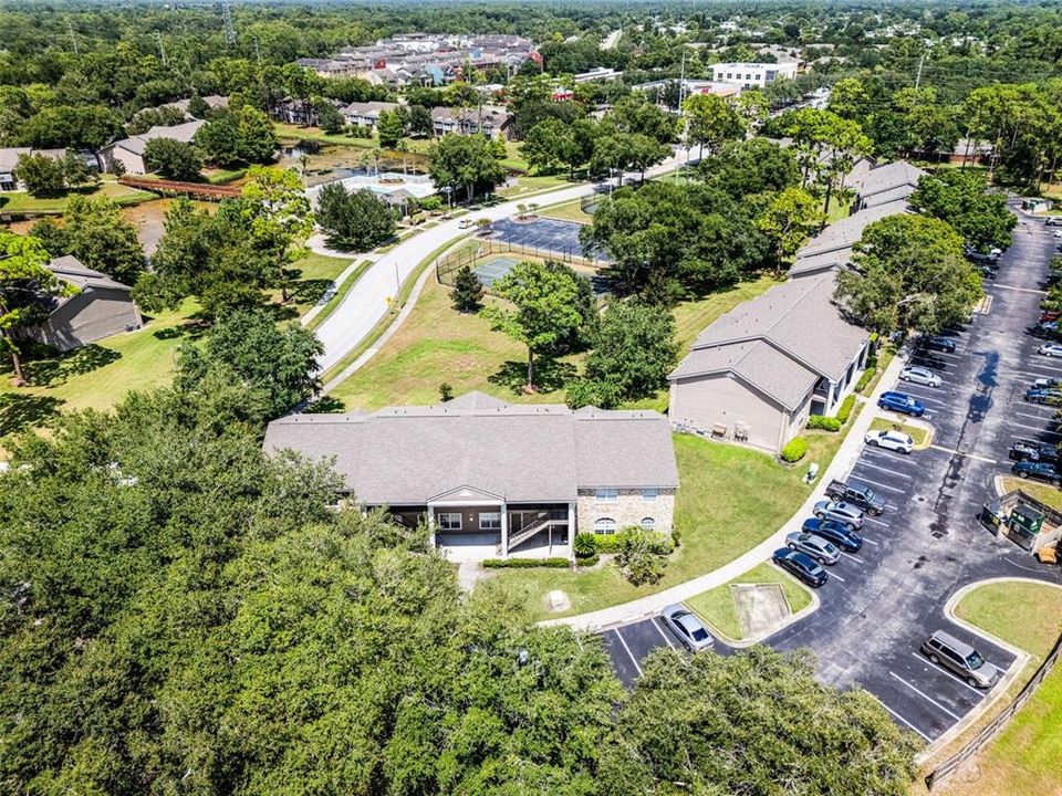 Под контрактом: $235,000 (2 спален, 2 ванн, 1098 Квадратных фут)