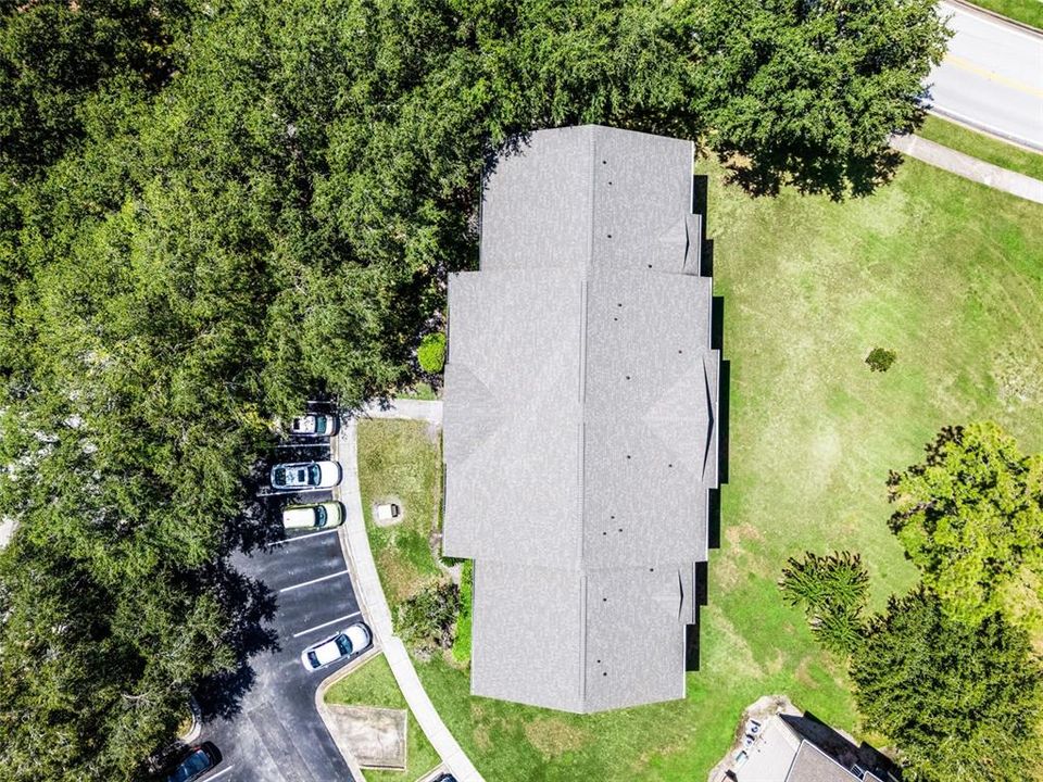 Под контрактом: $235,000 (2 спален, 2 ванн, 1098 Квадратных фут)